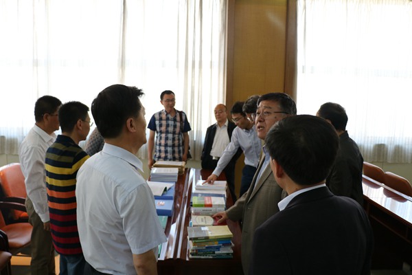 说明:http://www.lzufe.edu.cn/_mediafile/web/2017/06/07/3kf66jt1tk.jpg