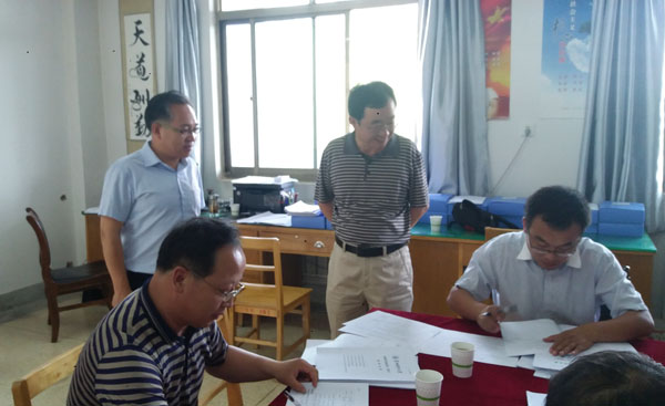 说明:http://www.lzufe.edu.cn/_mediafile/web/2017/06/28/37g437fiq4.jpg