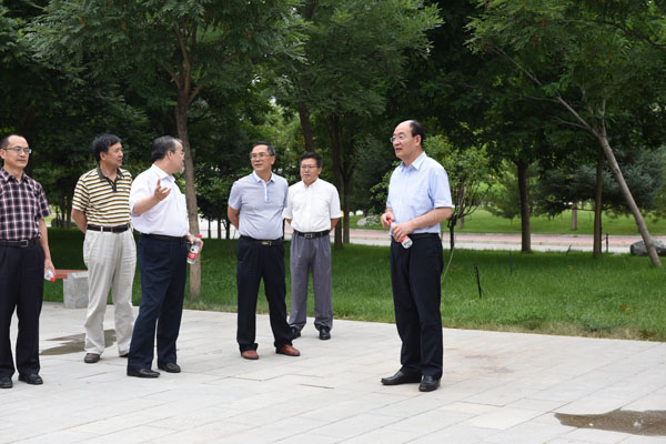 说明:http://www.lzufe.edu.cn/_mediafile/web/2017/06/28/3t67n7ta6z.jpg