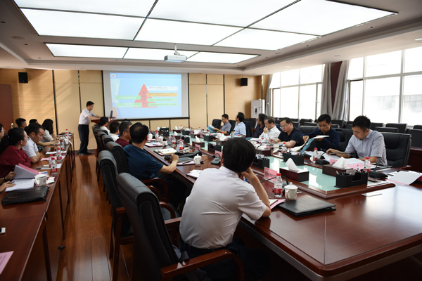 说明:http://www.lzufe.edu.cn/_mediafile/web/2017/06/13/3nzub7eexe.jpg